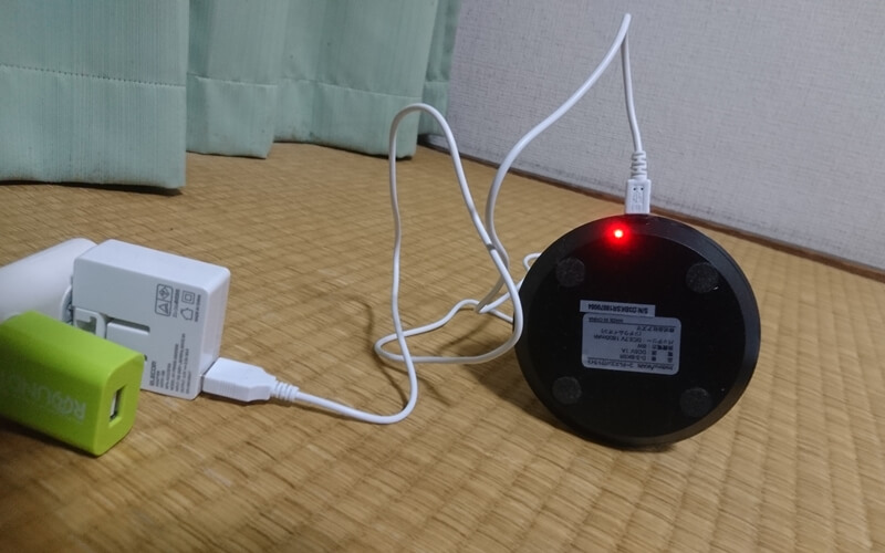 USBケーブルで充電ができる電気スタンド